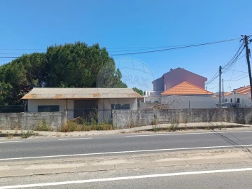 Moradia T2 para Venda em Samora Correia