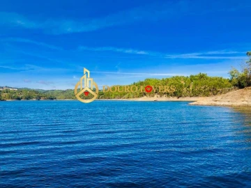 Terreno para Venda em Aldeia do Mato e Souto