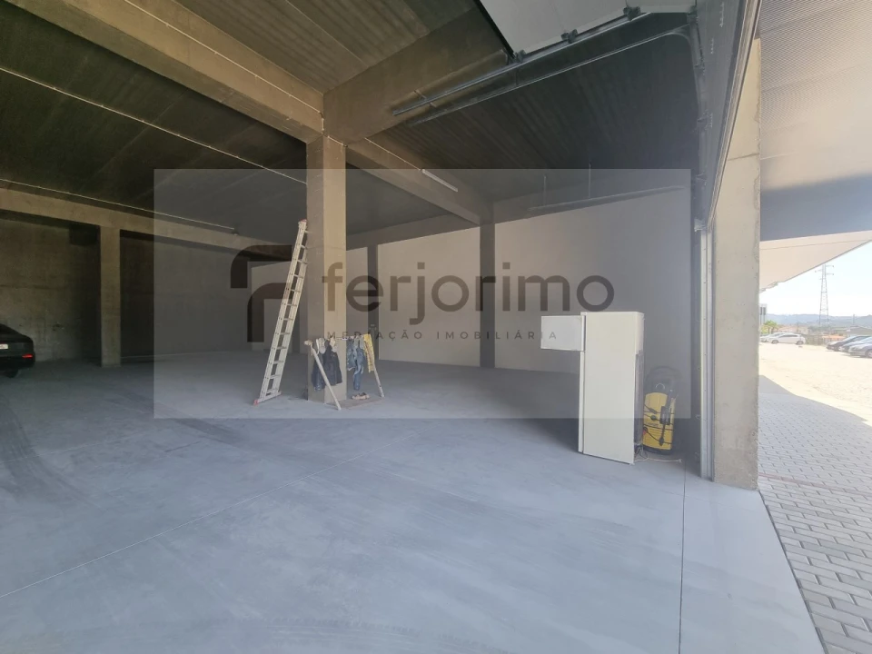 Armazém para Arrendamento em Fermentões Foto 20