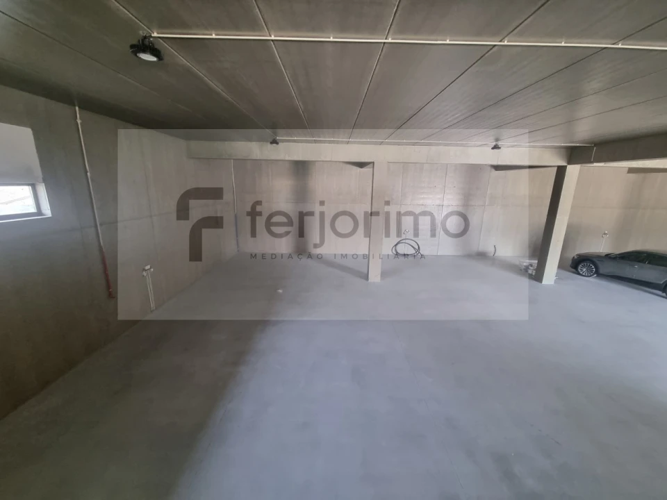 Armazém para Arrendamento em Fermentões Foto 11