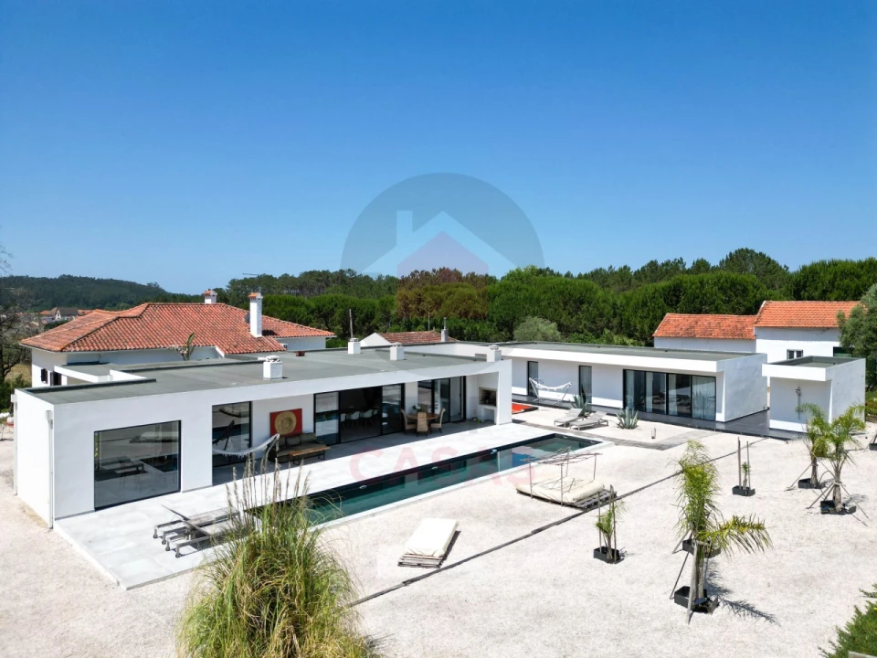 Quinta T5 para Venda em Coz, Alpedriz e Montes Foto 1