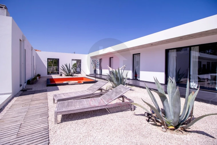 Quinta T3 para Venda em Coz, Alpedriz e Montes Foto 40