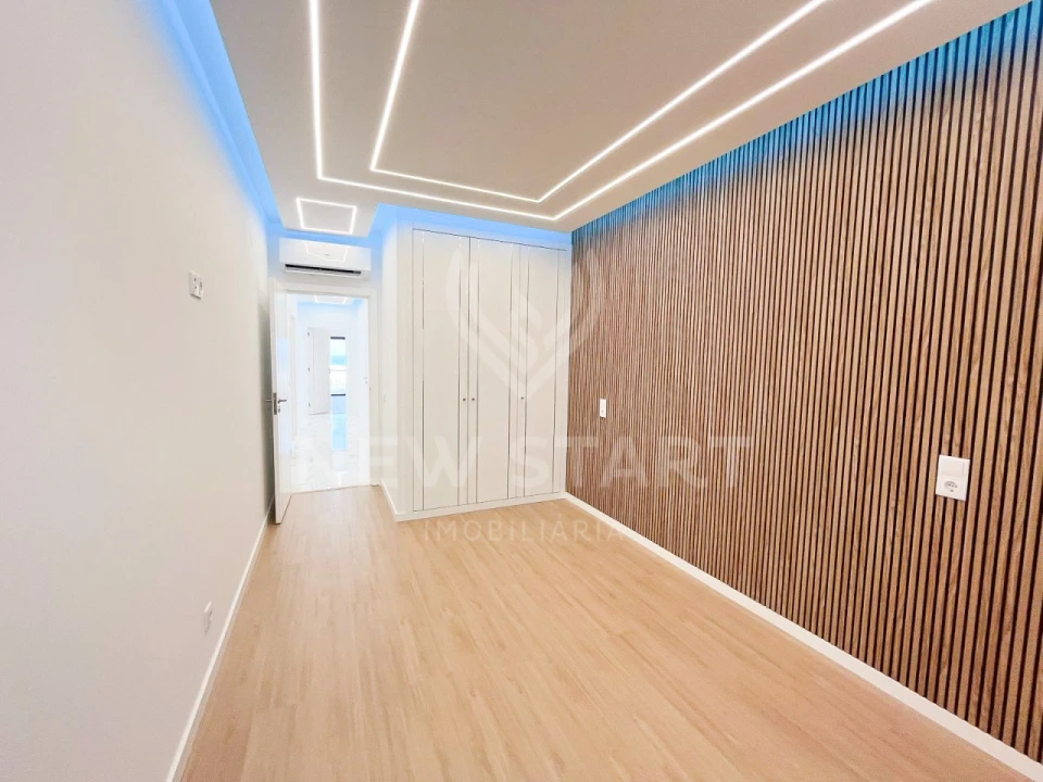 Apartamento T3 para Venda em Quarteira Foto 13