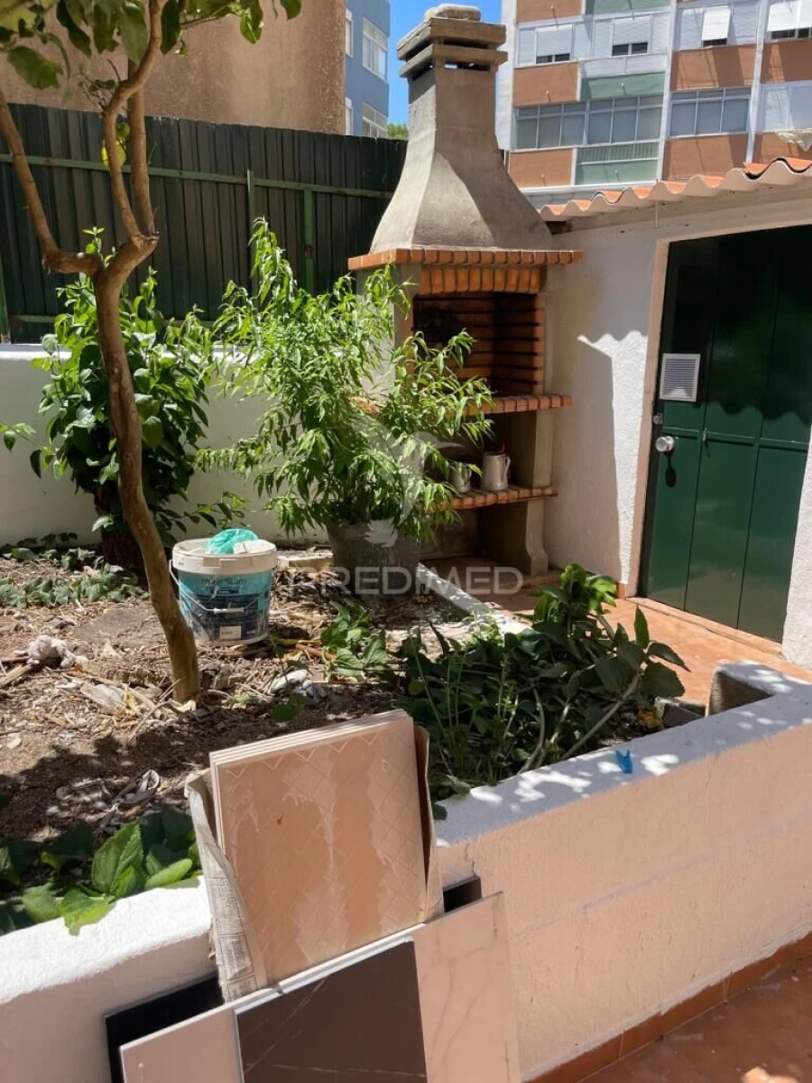 Apartamento T1 para Venda em Falagueira-Venda Nova Foto 6