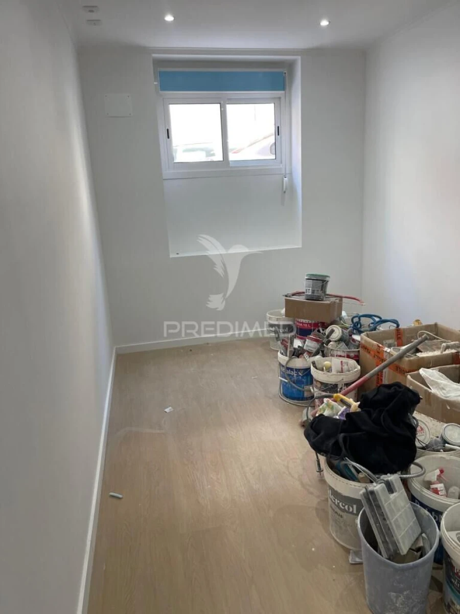 Apartamento T1 para Venda em Falagueira-Venda Nova Foto 12
