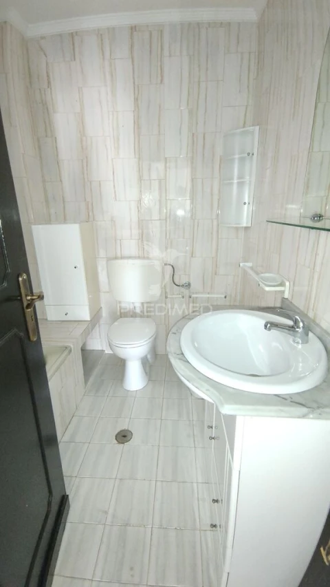 Apartamento T2 para Venda em Quarteira