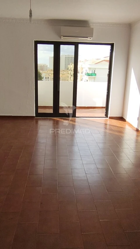Apartamento T2 para Venda em Quarteira