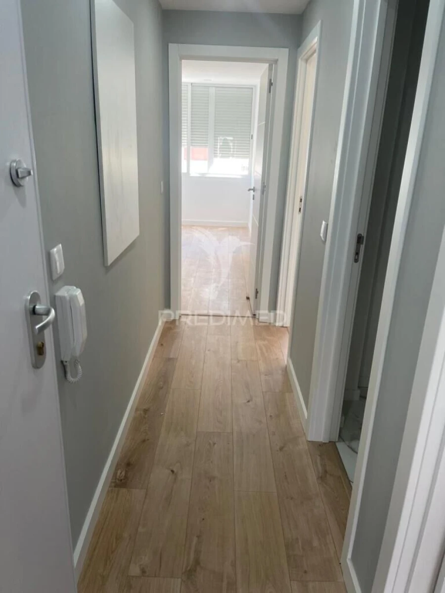 Apartamento T2 para Venda em Falagueira-Venda Nova Foto 14