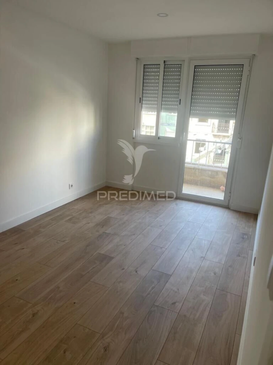 Apartamento T2 para Venda em Falagueira-Venda Nova Foto 7