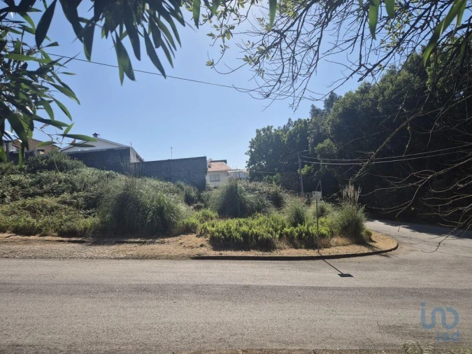 Terreno para Venda em Arrifana Foto 1