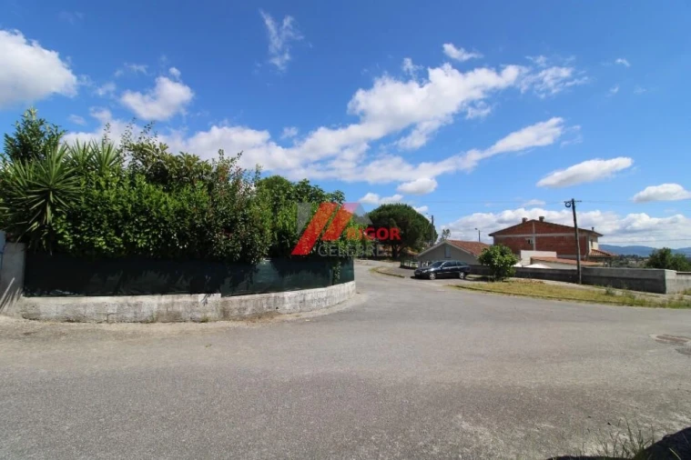 Terreno para Venda em Lanhas Foto 5