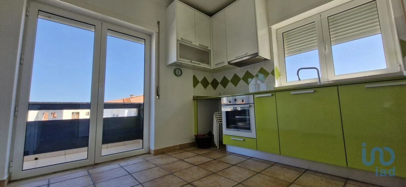 Apartamento T2 para Venda em Tornada e Salir do Porto Foto 10