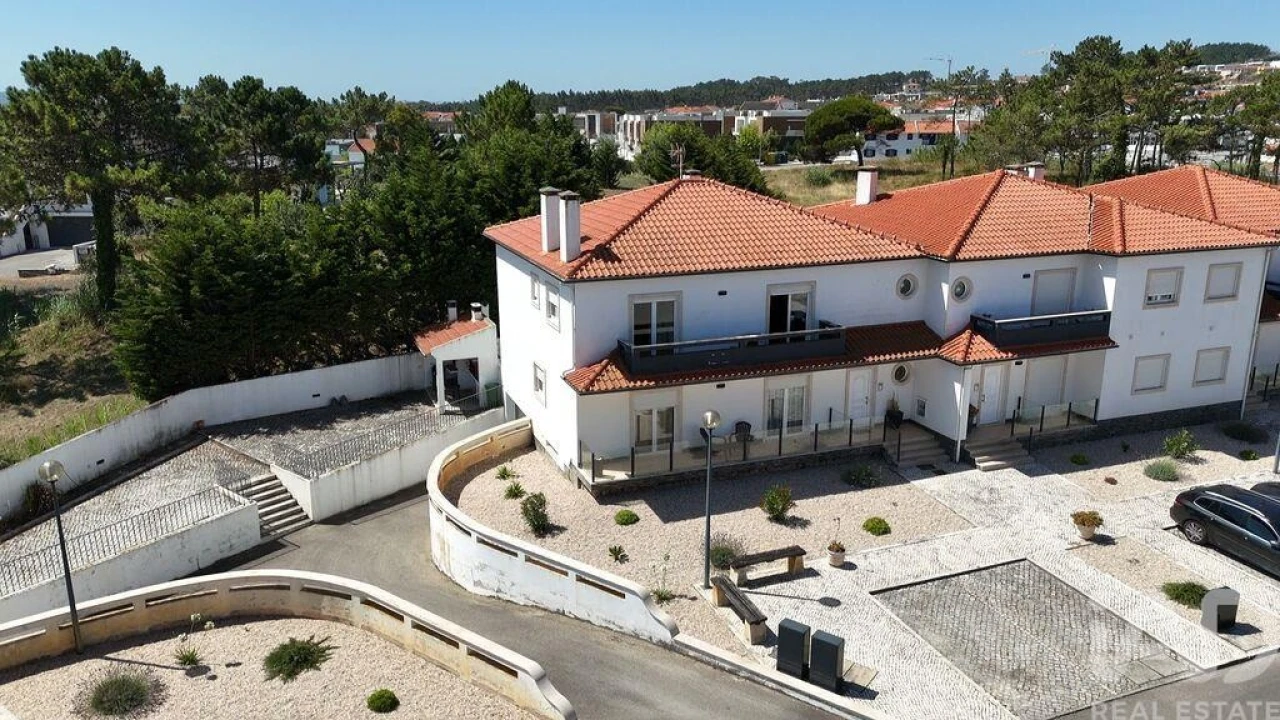 Apartamento T2 para Venda em Tornada e Salir do Porto Foto 22