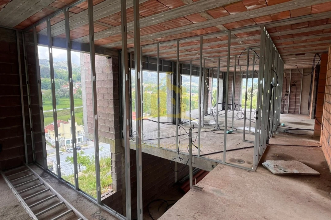 Moradia T3 para Venda em Vieira do Minho Foto 8