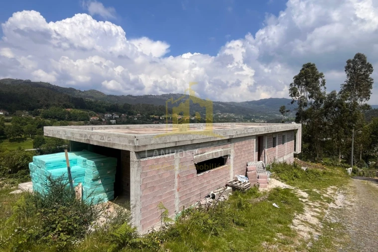 Moradia T3 para Venda em Vieira do Minho Foto 5