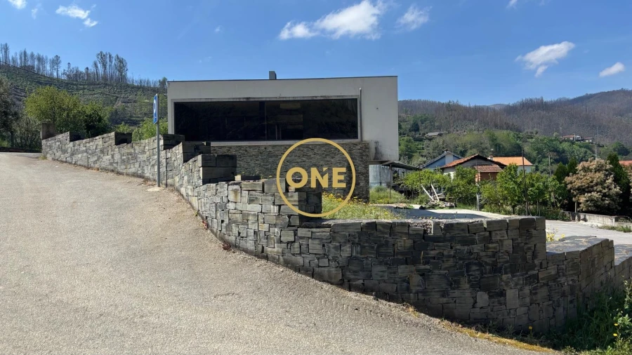 Negócio para Venda em Canelas e Espiunca Foto 2