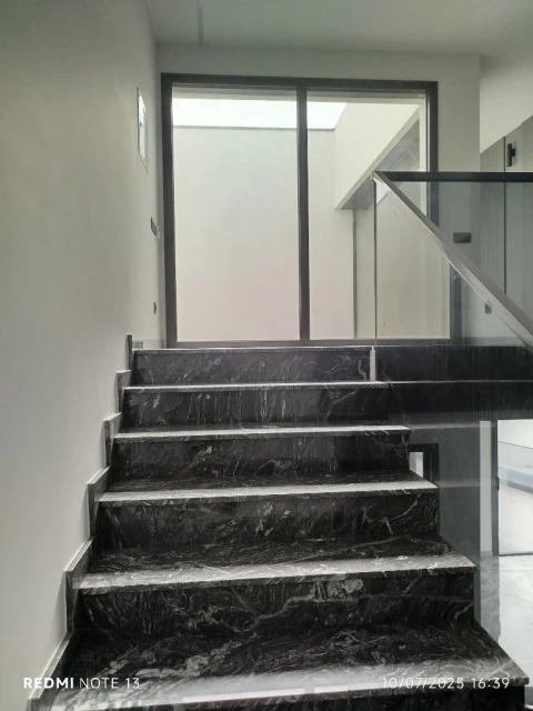 Moradia T4 para Venda em Alcabideche