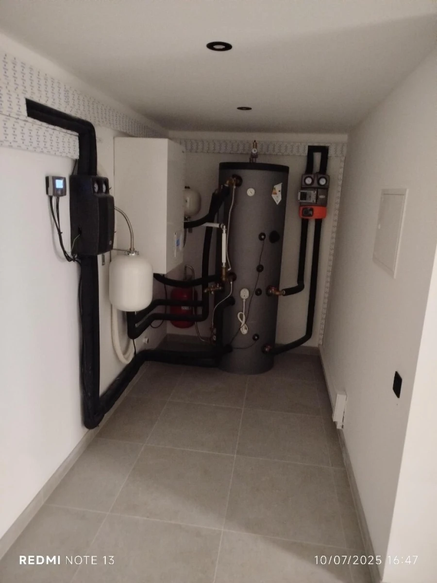 Moradia T4 para Venda em Alcabideche Foto 36