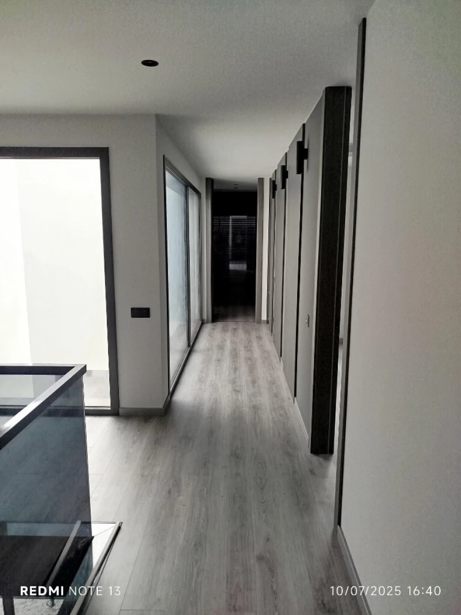 Moradia T4 para Venda em Alcabideche Foto 23