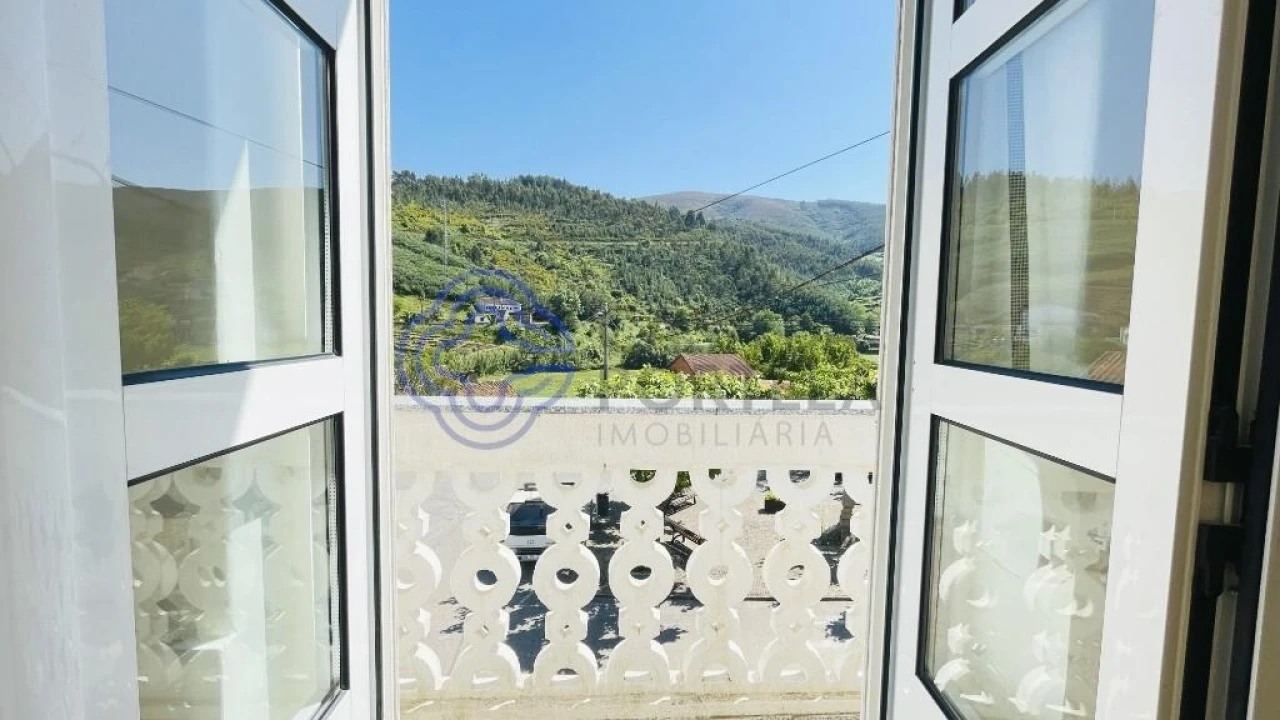 Moradia T4 para Venda em Pomares Foto 26