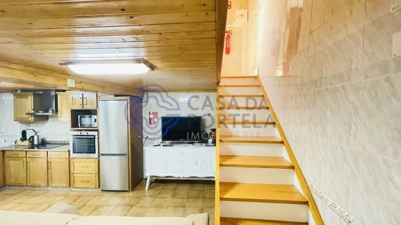 Moradia T4 para Venda em Pomares Foto 6