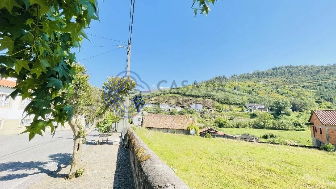 Moradia T4 para Venda em Pomares Foto 33