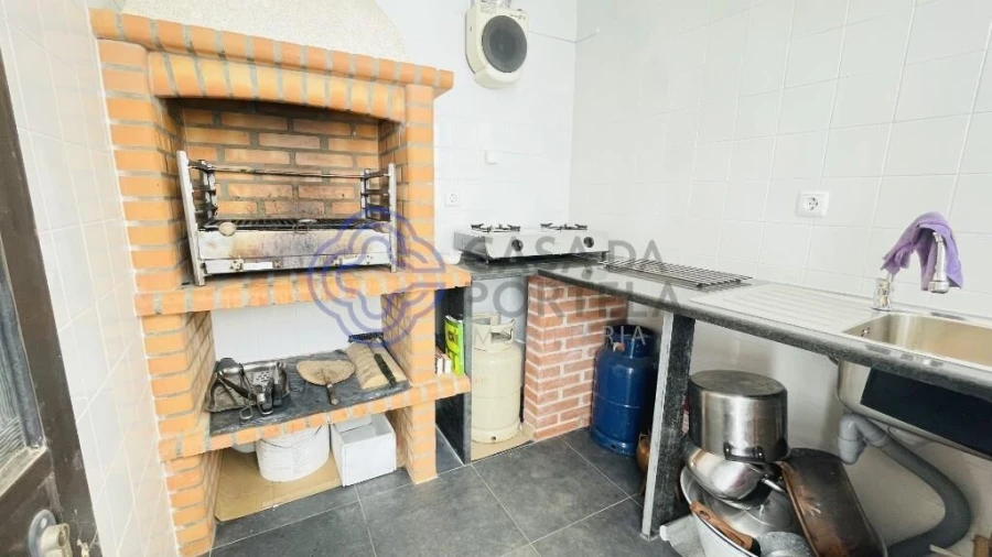 Moradia T4 para Venda em Pomares Foto 17