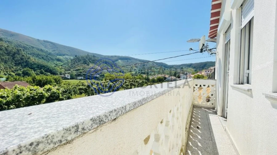 Moradia T4 para Venda em Pomares Foto 27