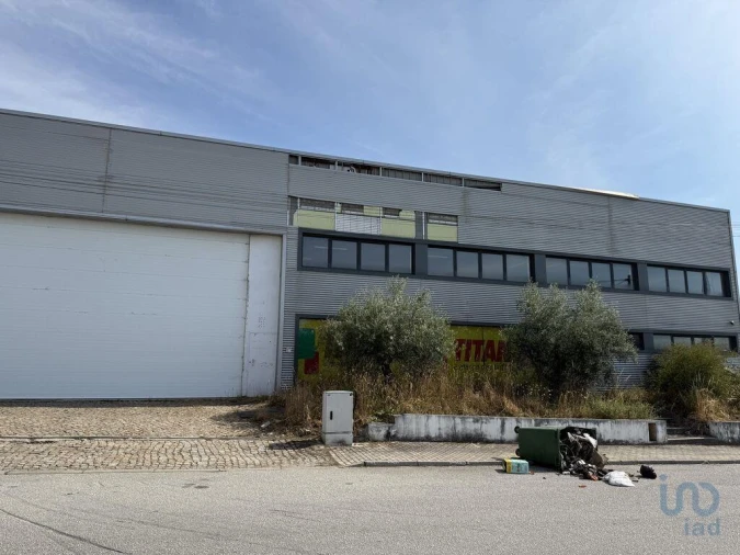 Loja para Venda em Constantim e Vale de Nogueiras Foto 2