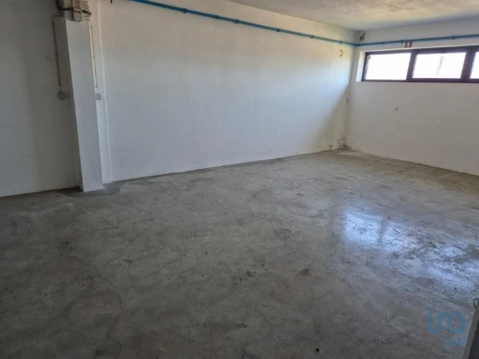 Loja para Venda em Constantim e Vale de Nogueiras Foto 13