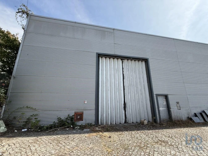 Loja para Venda em Constantim e Vale de Nogueiras Foto 7