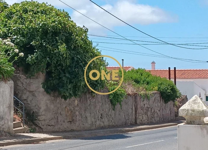 Terreno para Venda em São Bartolomeu dos Galegos e Moledo Foto 3