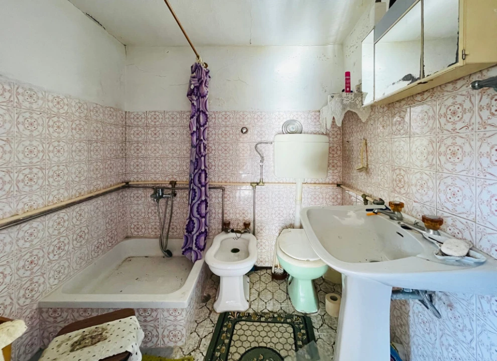 Moradia T2 para Venda em Almalagues Foto 4