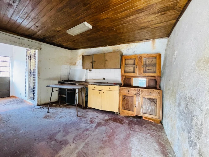 Moradia T2 para Venda em Almalagues Foto 3