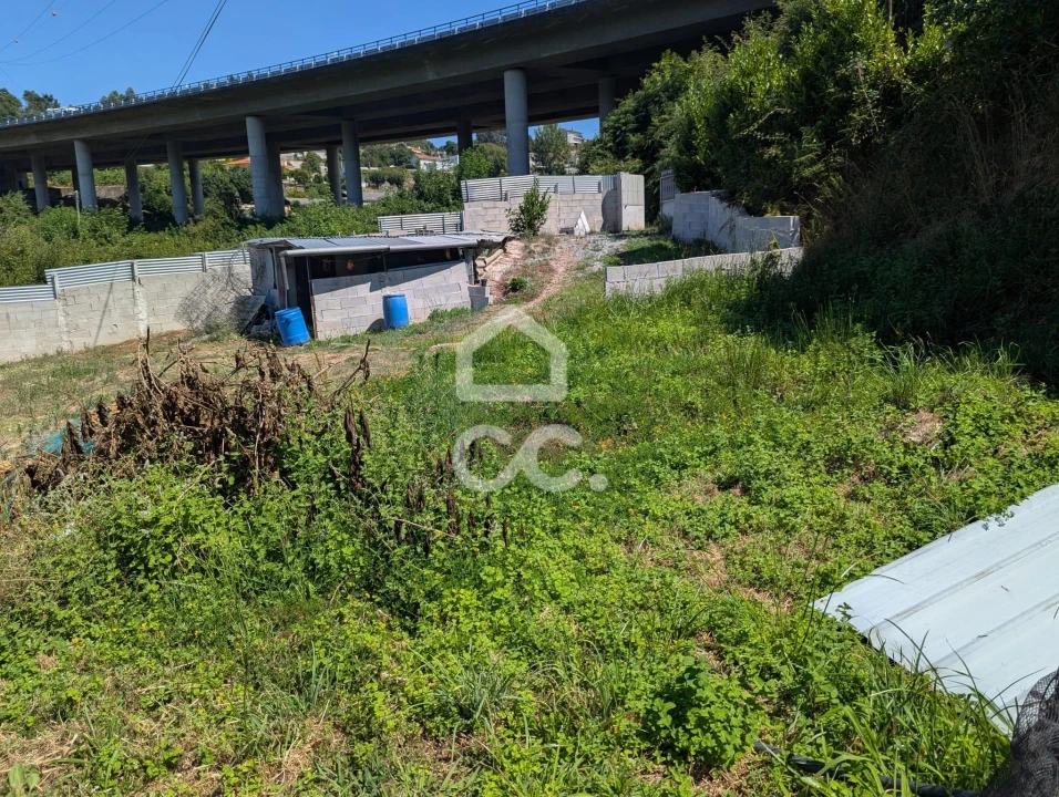 Terreno para Venda em Serzedelo Foto 16