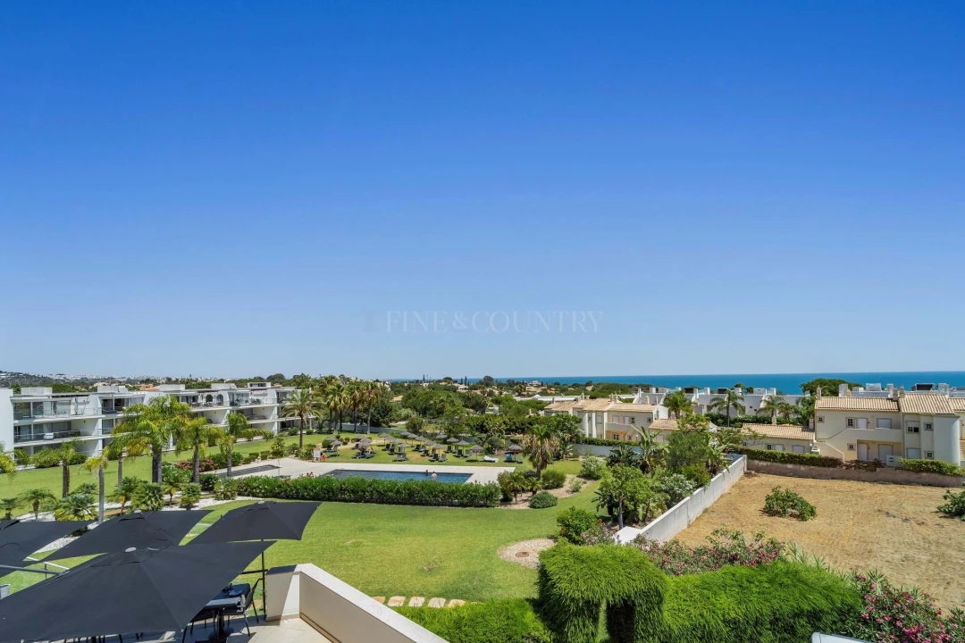 Apartamento T1 para Venda em Albufeira e Olhos de Água Foto 1