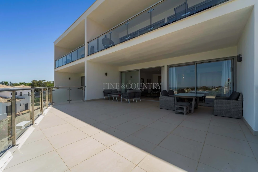 Apartamento T1 para Venda em Albufeira e Olhos de Água Foto 3