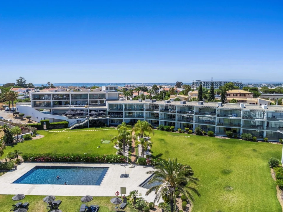 Apartamento T1 para Venda em Albufeira e Olhos de Água Foto 36