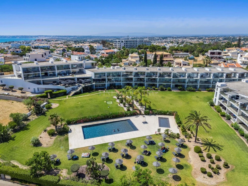 Apartamento T1 para Venda em Albufeira e Olhos de Água Foto 11