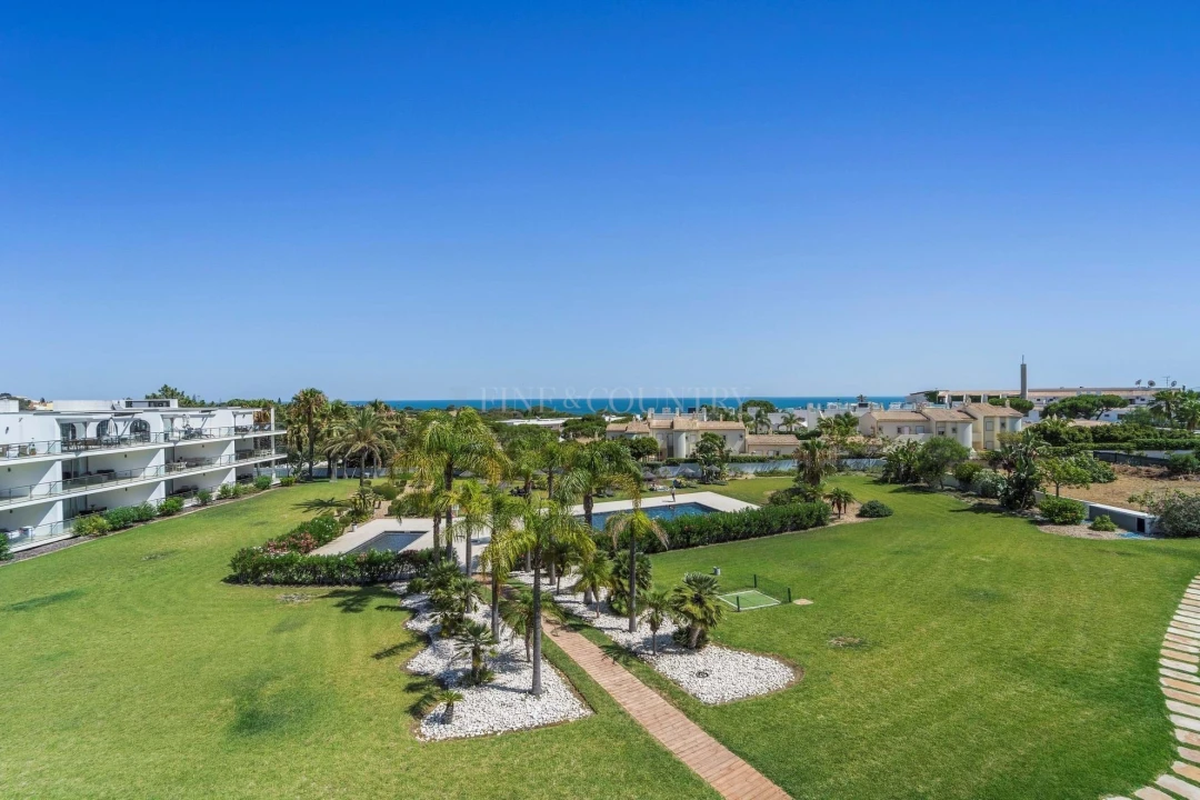 Apartamento T1 para Venda em Albufeira e Olhos de Água Foto 13