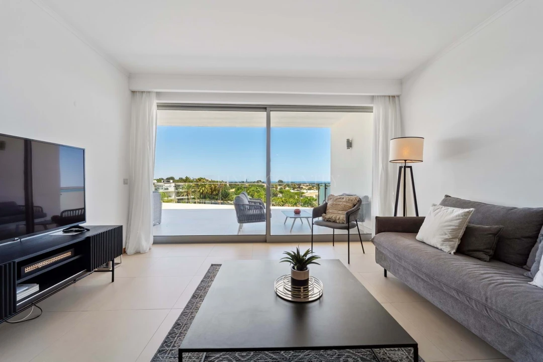 Apartamento T1 para Venda em Albufeira e Olhos de Água Foto 2