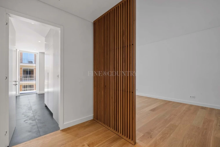 Apartamento T3 para Venda em Quarteira Foto 13