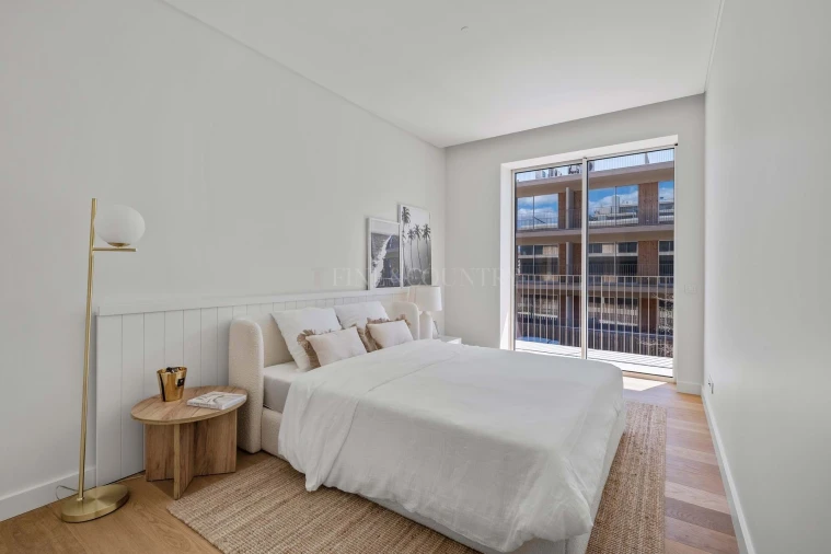 Apartamento T3 para Venda em Quarteira Foto 18