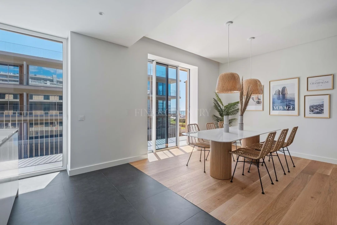 Apartamento T3 para Venda em Quarteira Foto 12