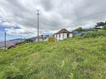 Moradia T3 para Venda em Arco da Calheta