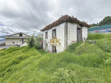 Moradia T3 para Venda em Arco da Calheta