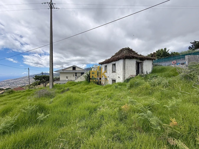 Moradia T3 para Venda em Arco da Calheta Foto 7