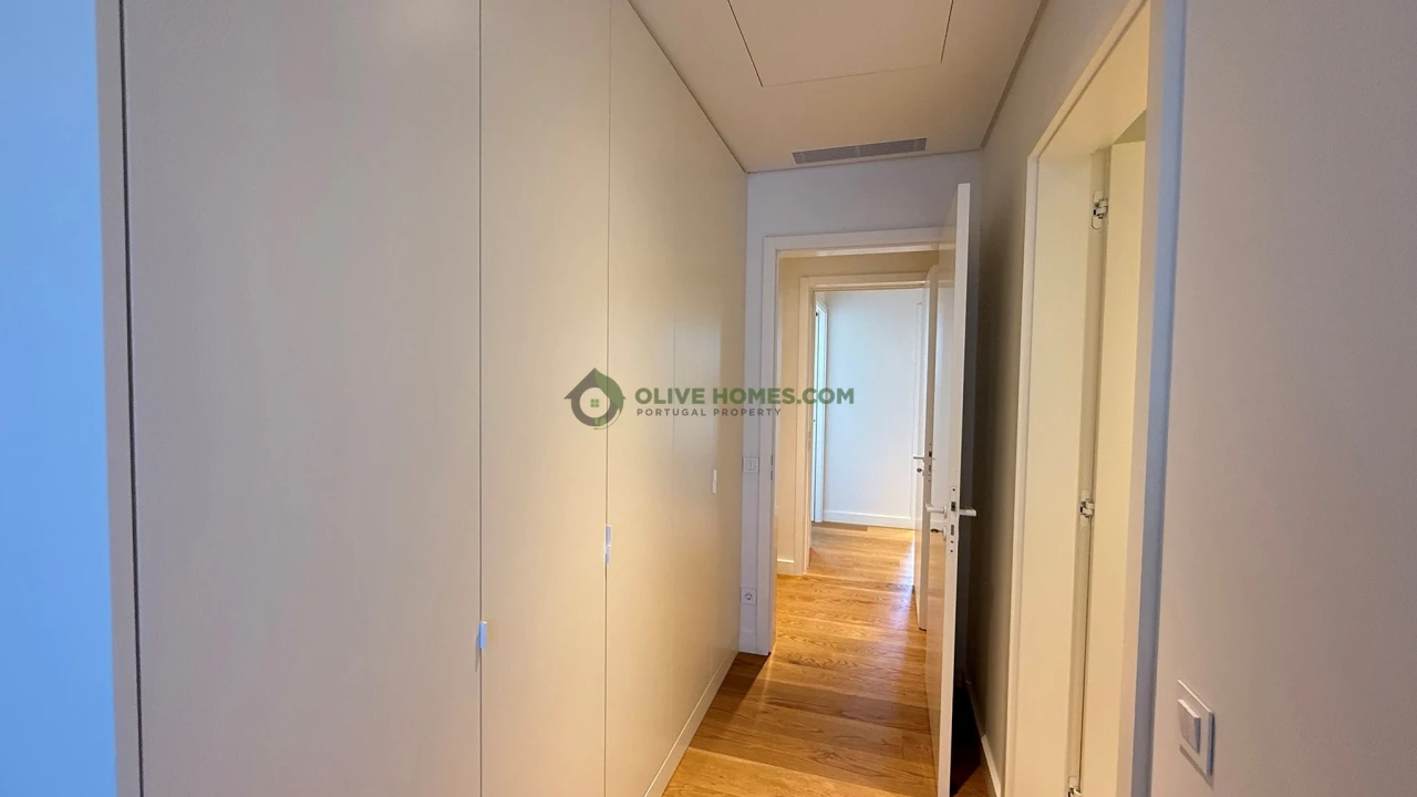 Apartamento T2 para Venda em Quarteira Foto 25