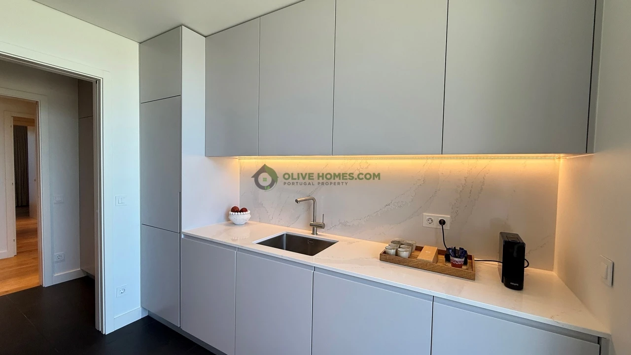 Apartamento T2 para Venda em Quarteira Foto 16