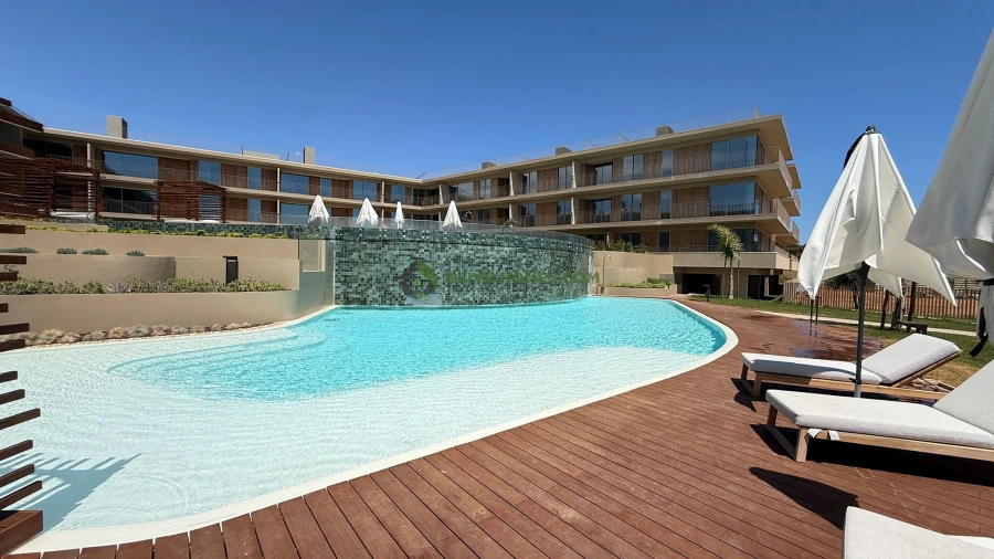 Apartamento T2 para Venda em Quarteira Foto 50